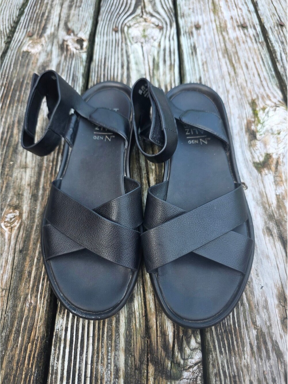 Naturalizer Genn Climb black leather platform sandals